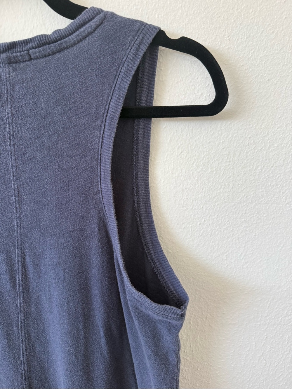 Z Supply Sleeveless V-Neck Casual Midi Dress in Navy - Picture 5 of 8